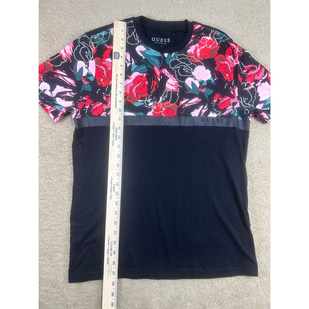 GUESS Mens Black Floral Print Short Sleeve T Shirt LA Style Size Medium - Picture 2 of 7